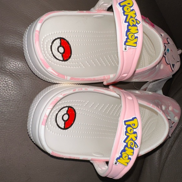 NIB Pokemon Crocs Jigglypuff Pink Classic Clogs Size Men 12 - Picture 6 of 11